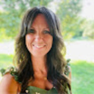 Meet your Posher, Charissa